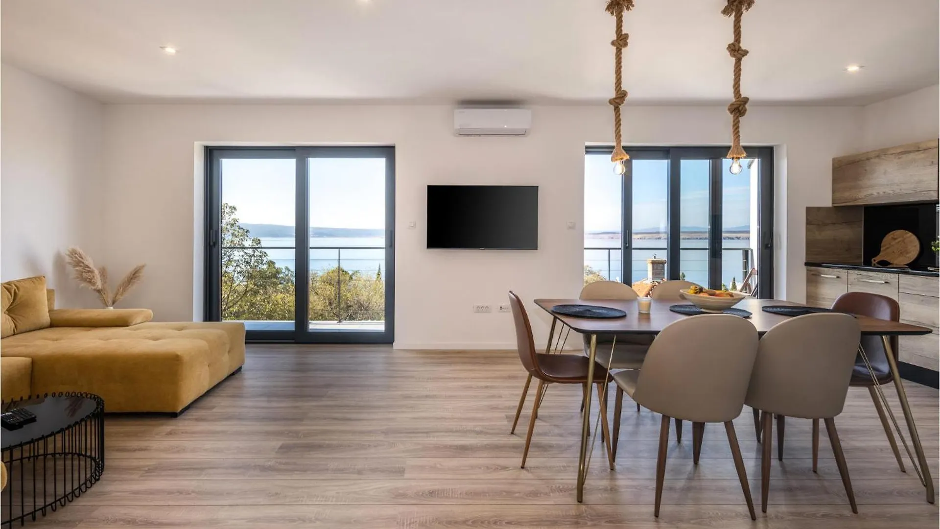 2 Bedroom Nice Apartment In Dramalj Croatia